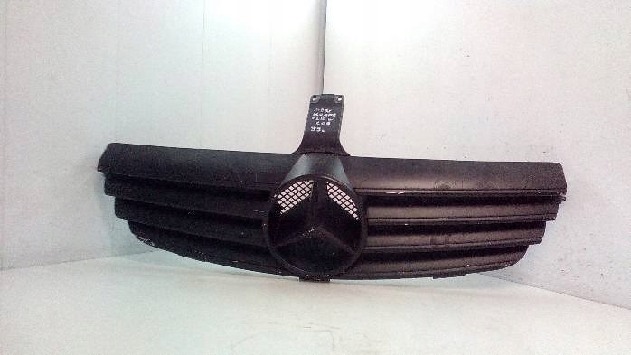 Grill Atrapa Mercedes CLK W209 Kompressor