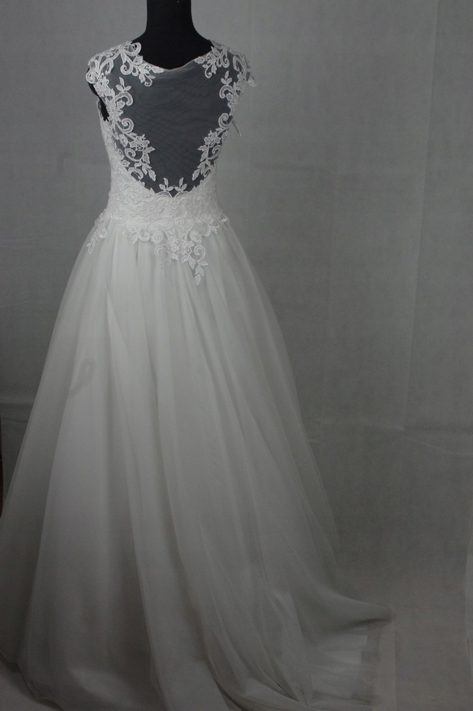 Nowa suknia ślubna BCM 38 M z likwidacji salonu