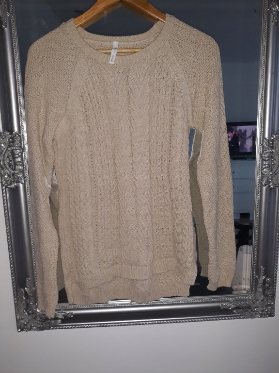 Stradivarius Sweter