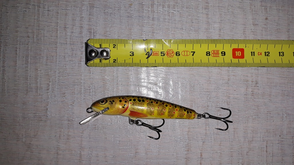 WOBLER SALMO Minnow 7 CM/ 8 GR