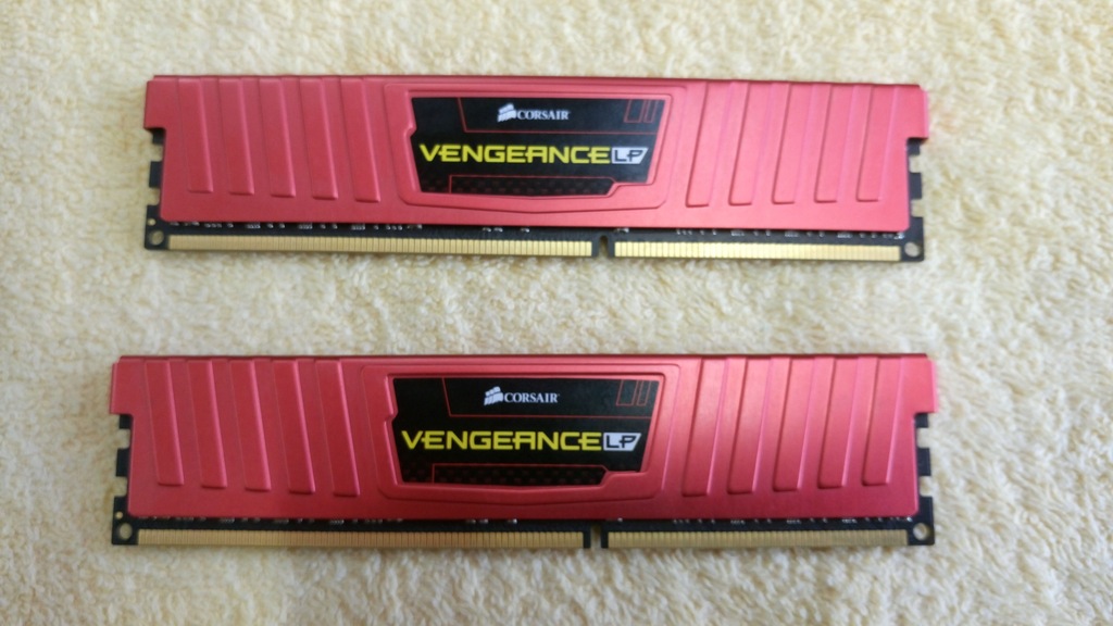 Corsair Vengeance LP 2x4GB 1600MHz PC-12800 gwar.