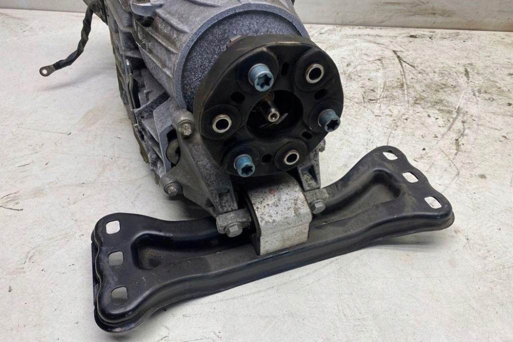 Skrzynia biegów MERCEDES-BENZ C (W204) 722908 2.14L diesel 120kW 2011