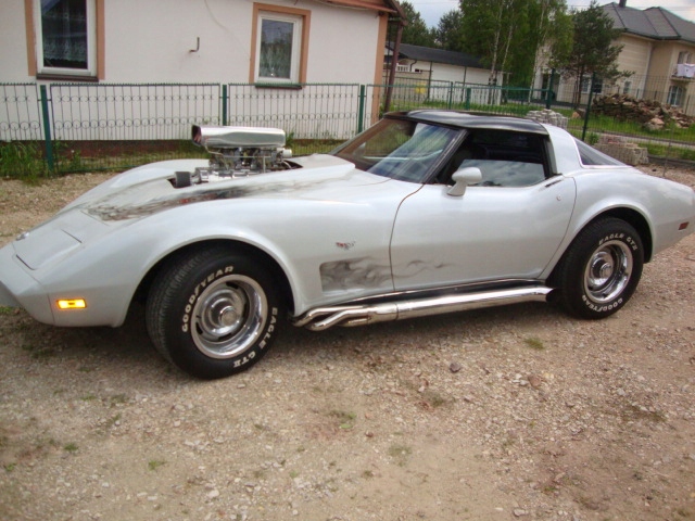 Sprzedam zabytkowe auto Chevrolet Corvette 1977r