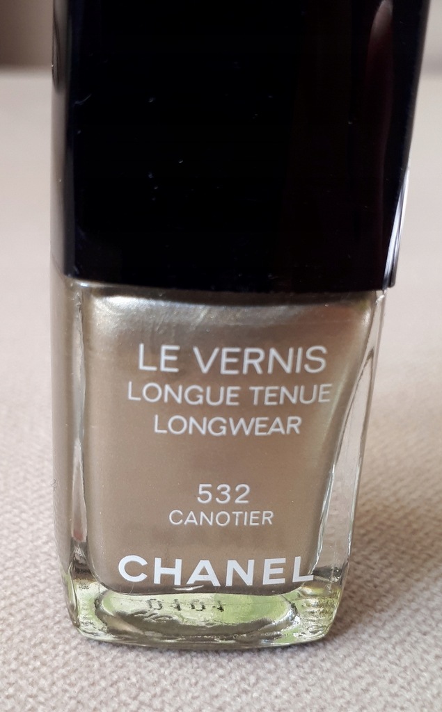 Lakier do paznokci Chanel - kolor 532 Canotier