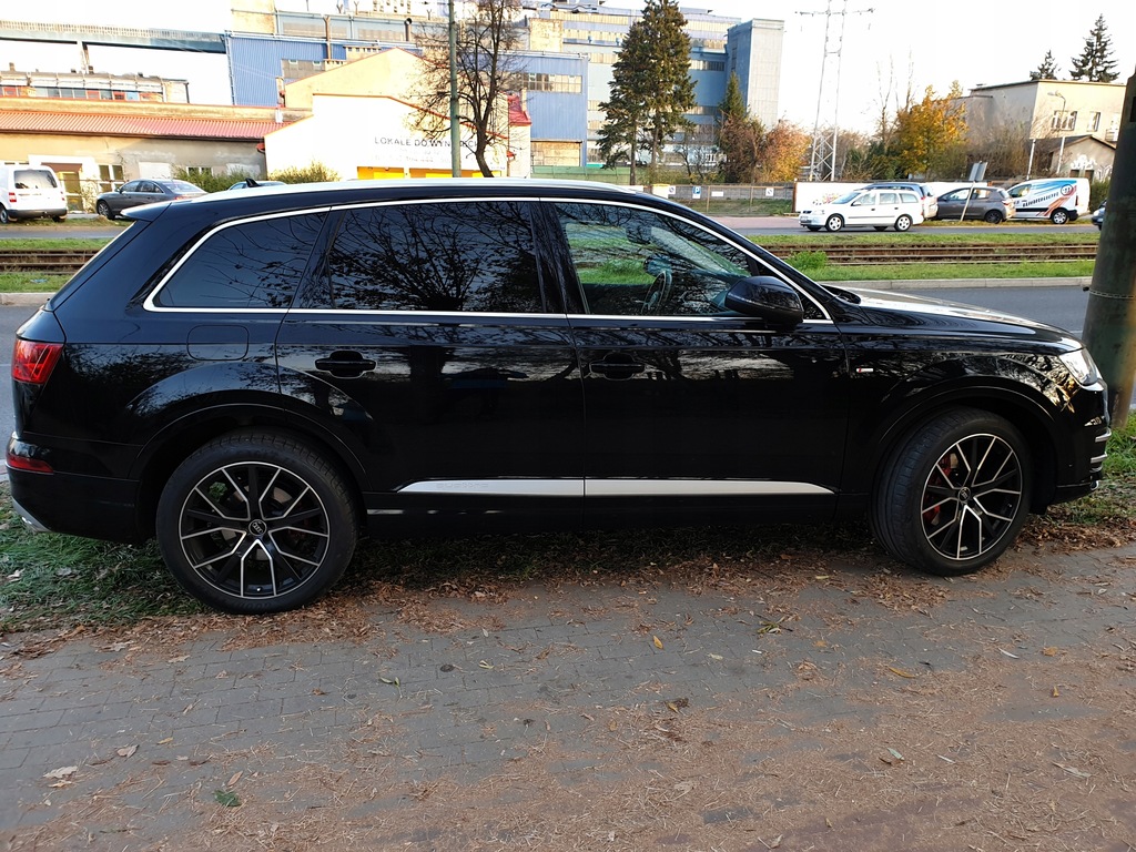 AUDI Q7 (4LB) 3.0 TDI quattro 233 KM