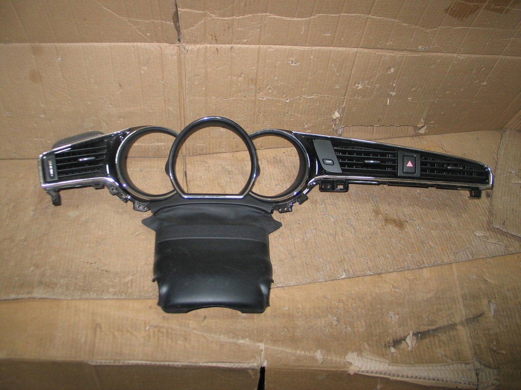 ramka obudowa oslona licznika chrom kratka nawiewu kia ceed 2 II 12-18r.