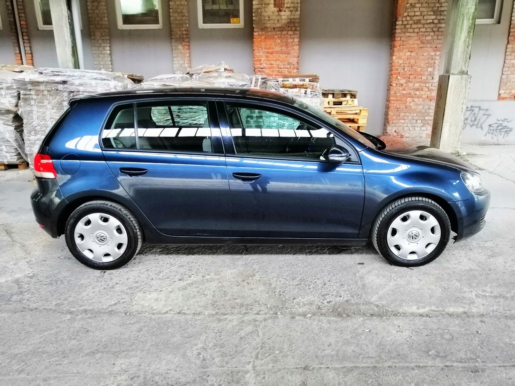 Купить VW GOLF VI PETROL POLISH COMFORTLINE ВЫСТАВОЧНЫЙ ЗАЛ 2011: отзывы, фото, характеристики в интерне-магазине Aredi.ru