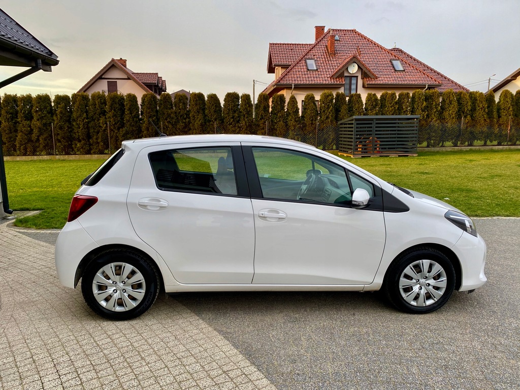 Купить ШОУРУМ ПЛ TOYOTA YARIS 90КМ КЛИМАТ 5D Дилерский центр #ДОСТАВКА: отзывы, фото, характеристики в интерне-магазине Aredi.ru