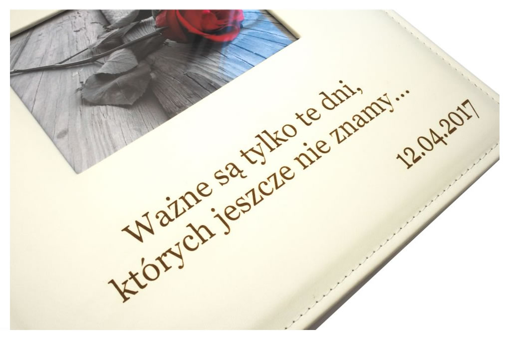 Купить Услуга гравировки: Гравировка надписи на обложке альбома: отзывы, фото, характеристики в интерне-магазине Aredi.ru
