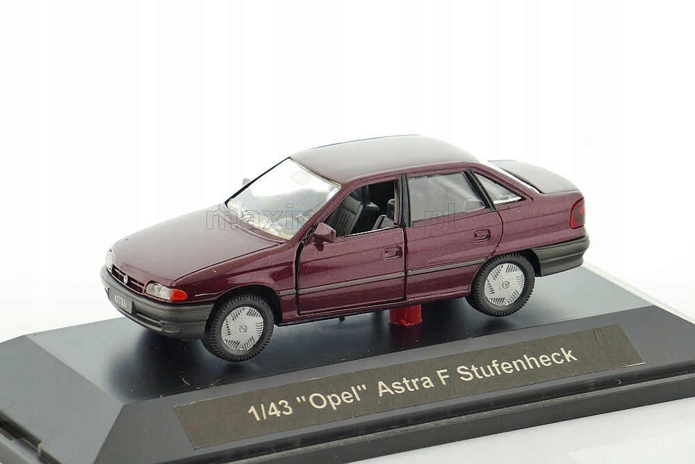 Opel Astra F Classic 4d Metallic 1 43 Oficjalne Archiwum Allegro