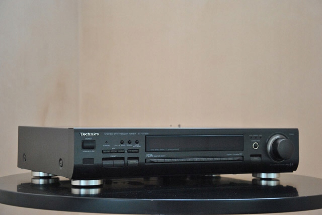 ST-GT650 Technics Stereo Tuner Synthesizer Radio R