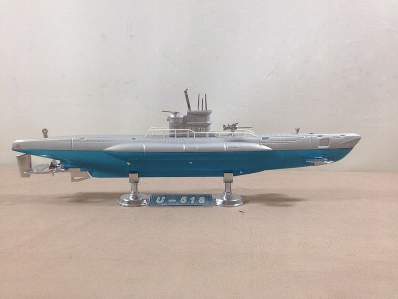 Kolekcjonerska zapalniczka łódz podwodna - 8613075798