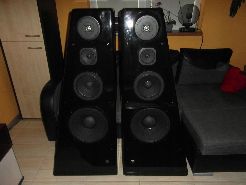 Kolumny JBL 250Ti Limited Edition 2x400W 8ohm 68kg