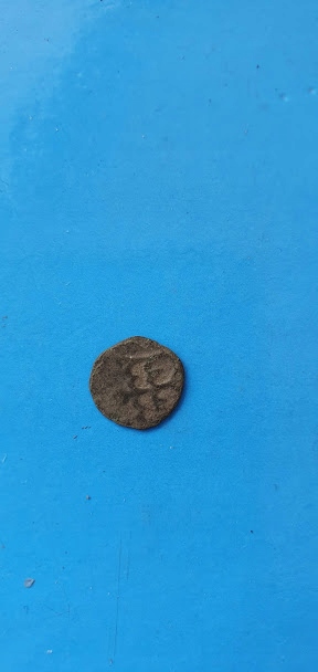 Bardzo stara nie rozpoznana moneta,Wykopek od 1zl.