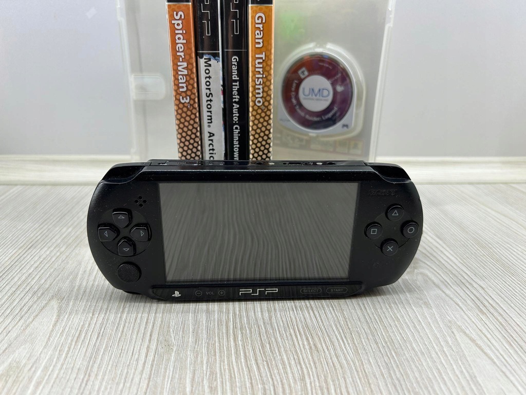 Konsola Sony PSP E1004 + 5 gier