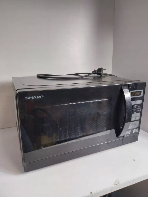 MIKROFALA SHARP R-642