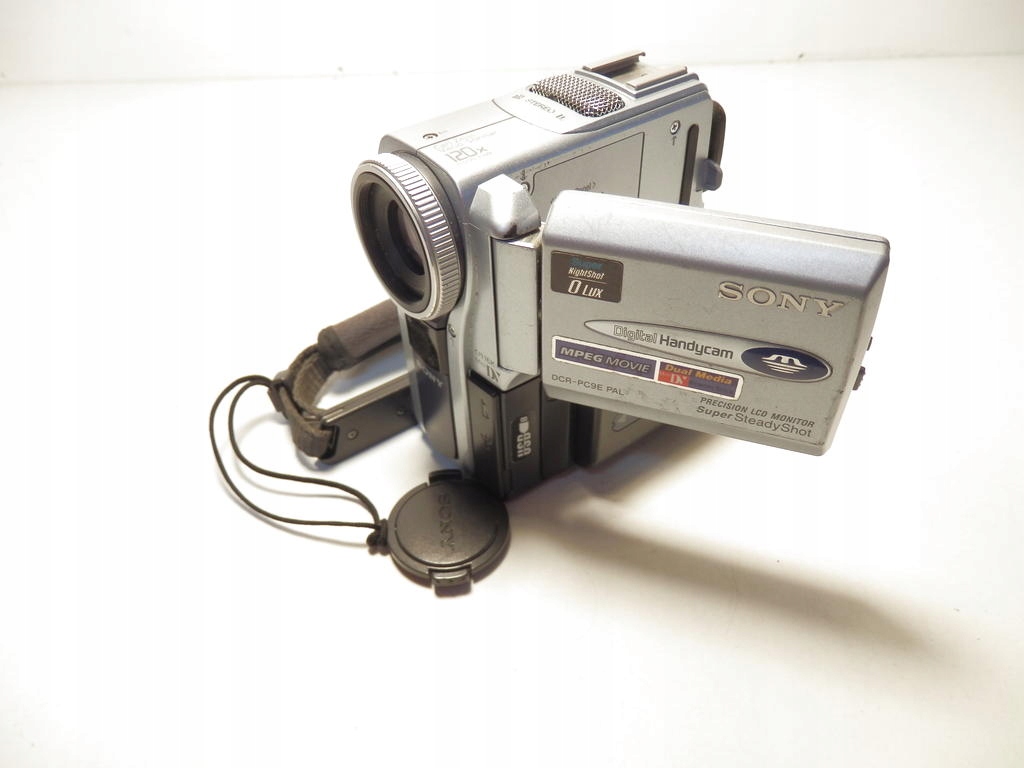 SONY　DCR-PC9　MiniDV対応 SONY DCR-PC9 ビデオカメラ MiniDVテープ対応 Amazon | SONY DCR