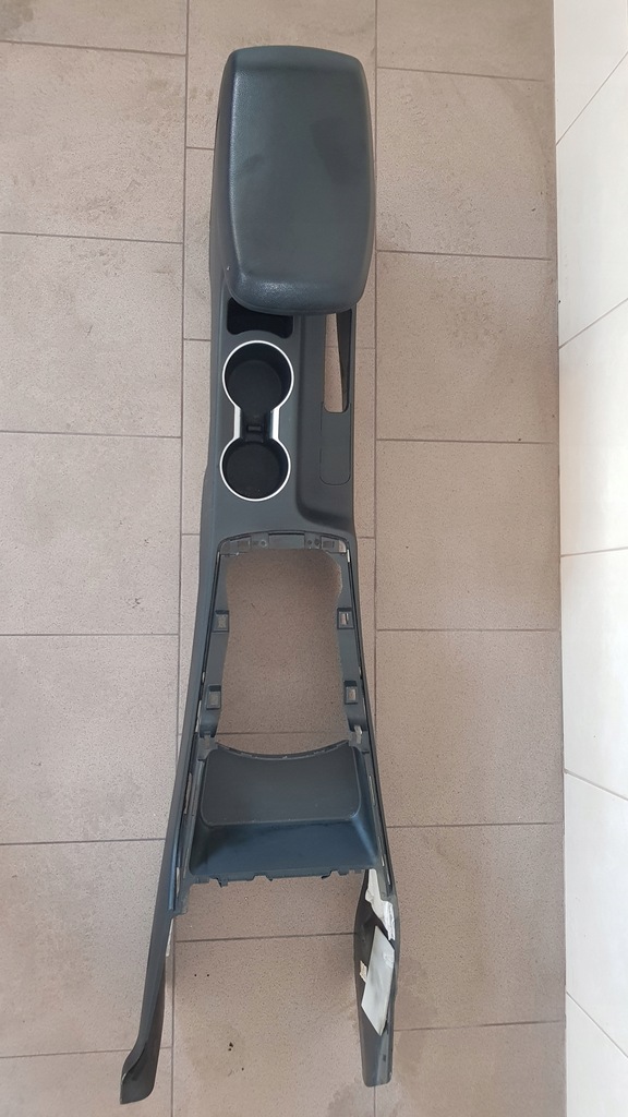 hyundai i30 II 12-16 tunel środkowy podłokietnik