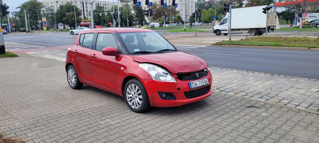 SUZUKI SWIFT V 1.2 94 KM