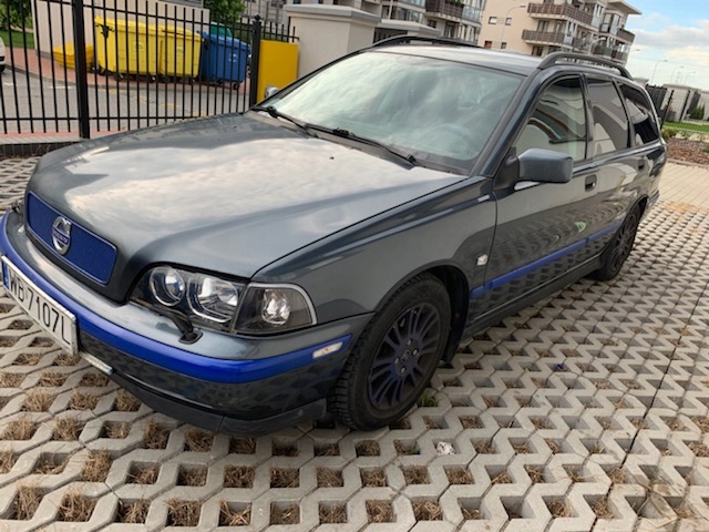 Volvo V40 2000 Lift, 2.0 Benzyna + Lpg Brc , 136Km - 8151585416 - Oficjalne Archiwum Allegro