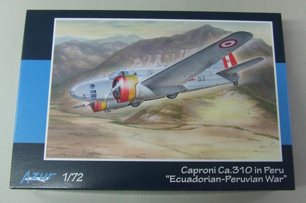 Caproni Ca.310 in Peru Azur A065 1/72