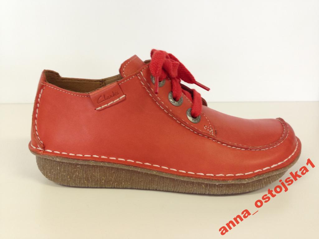 clarks funny dream orange