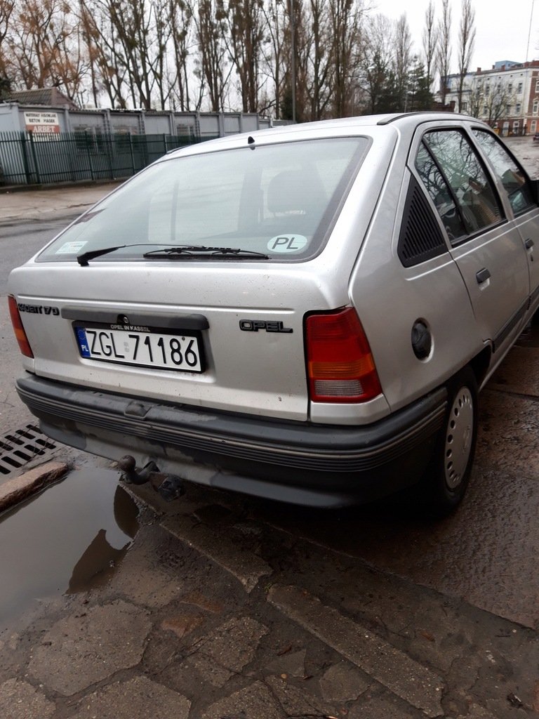 OPEL KADETT E kombi (T85) 1.7 D 57 KM