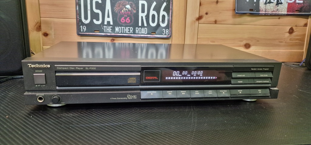 Odtwarzacz CD Technics ODTWARZACZ CD TECHNICS SL-P 200 czarny