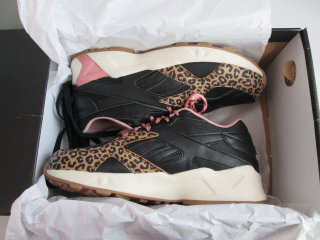 reebok aztrek 3am