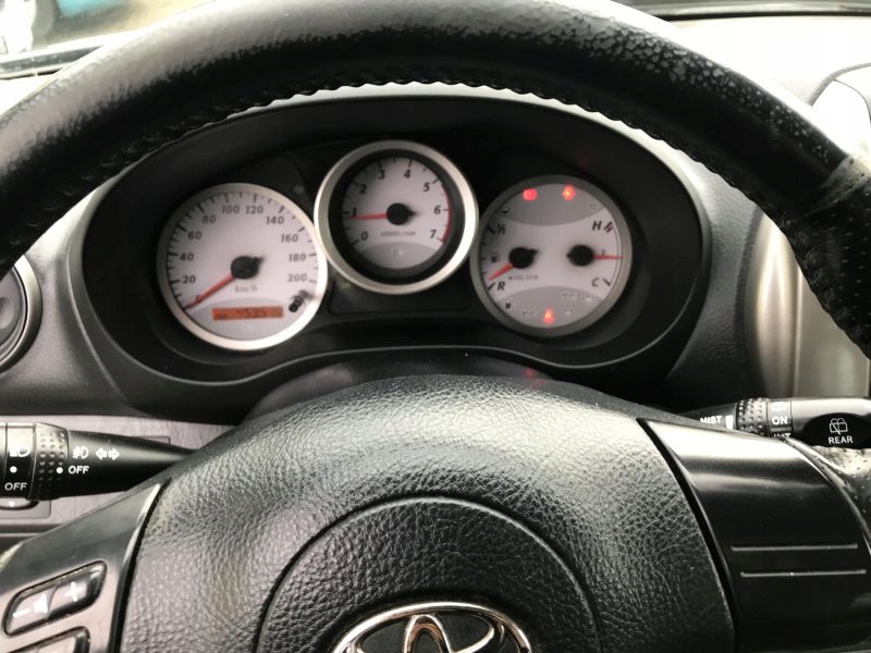 Купить Toyota RAV-4-2.0 Климат-4х4-Алу: отзывы, фото, характеристики в интерне-магазине Aredi.ru