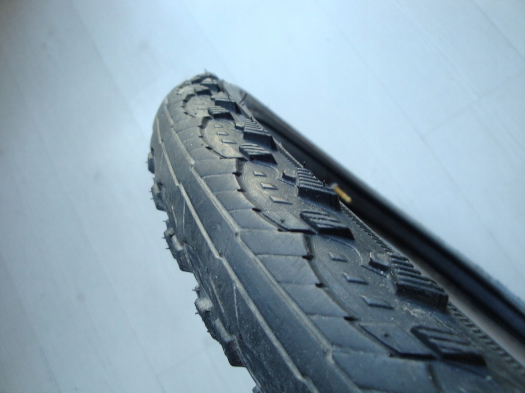 schwalbe hurricane
