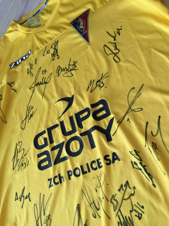 Koszulka meczowa Pogoni Szczecin z autografami