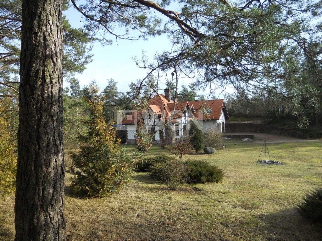 Dom, Nowa Wieś, Orzysz (gm.), Piski (pow.), 377 m²