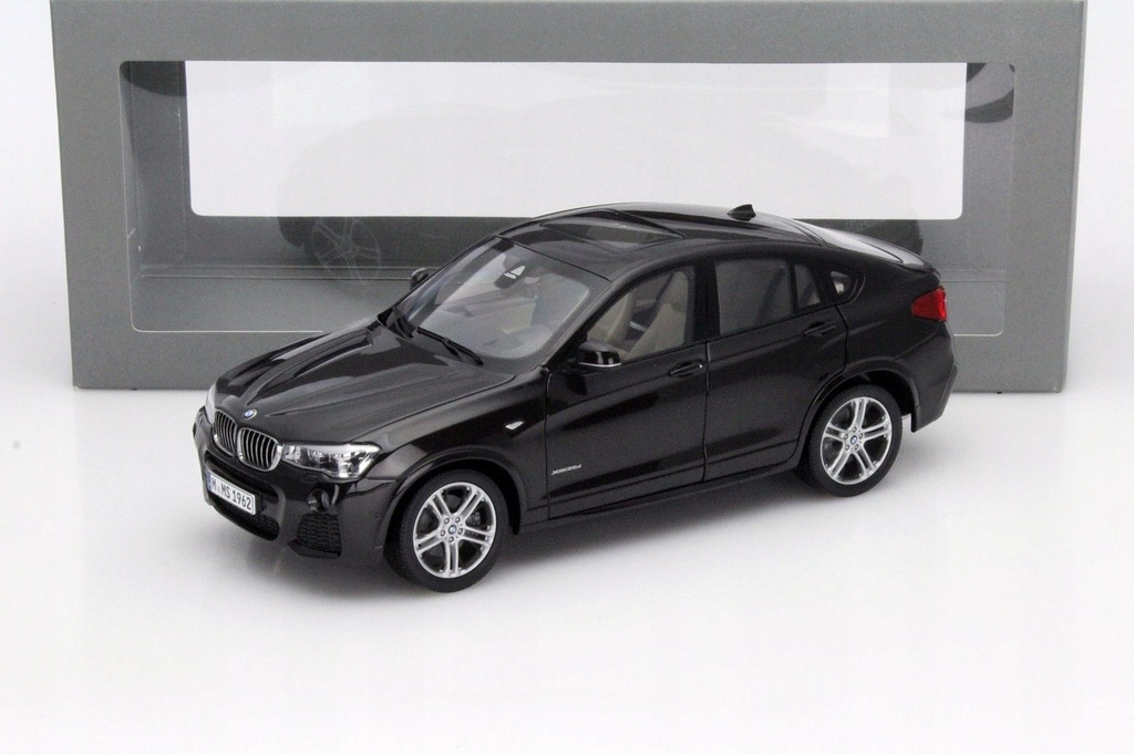 1:18 BMW X4 F26 1:18 model metalowy PARAGON SALE