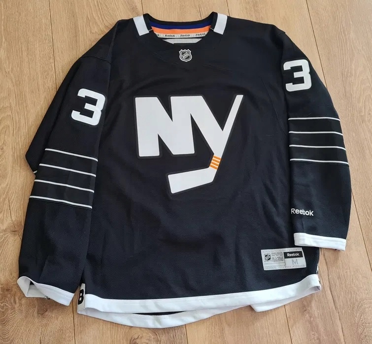 Bluza hokejowa New York Islanders roz M Reebok NHL