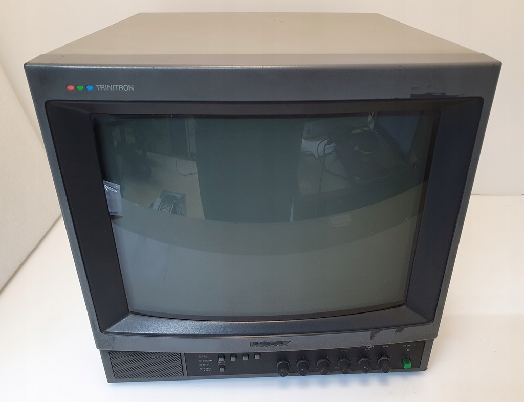 PROFESJONALNY MONITOR CRT SONY TRINITRON COLOUR VIDEO