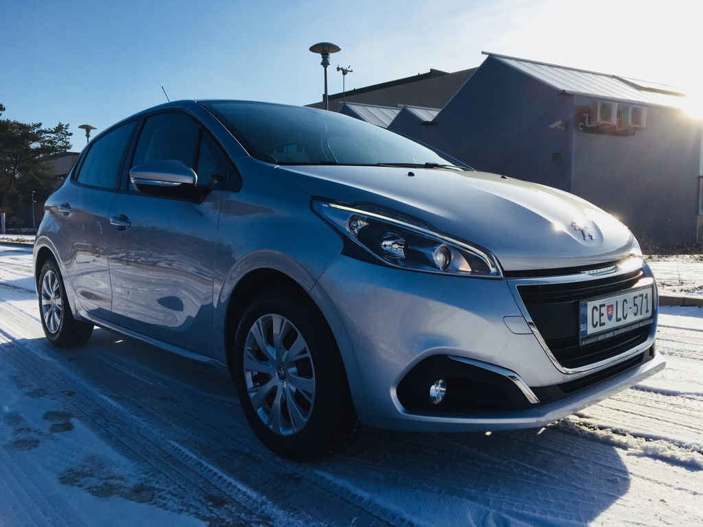  Peugeot 208 1.2 PureTech 2018r. POZNAŃ JAK NOWY