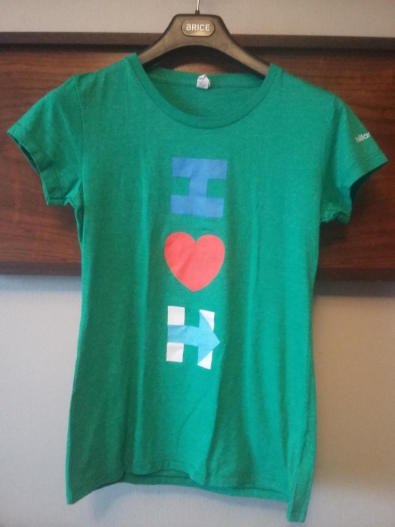 Oryginalna koszulka wyborcza Hillary Clinton