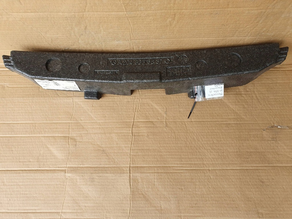Mercedes-Benz C W204 2014 Z przodu Absorber zderzaka przedniego