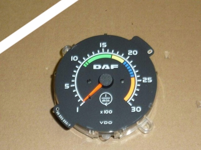 тахометр даф 380. датчик тахометр даф 95 xf где установлен. тахометр даф 105. тахометр даф. тахометр даф.