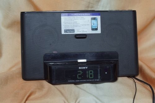 Radio-réveil Sony ICF-DS15iP