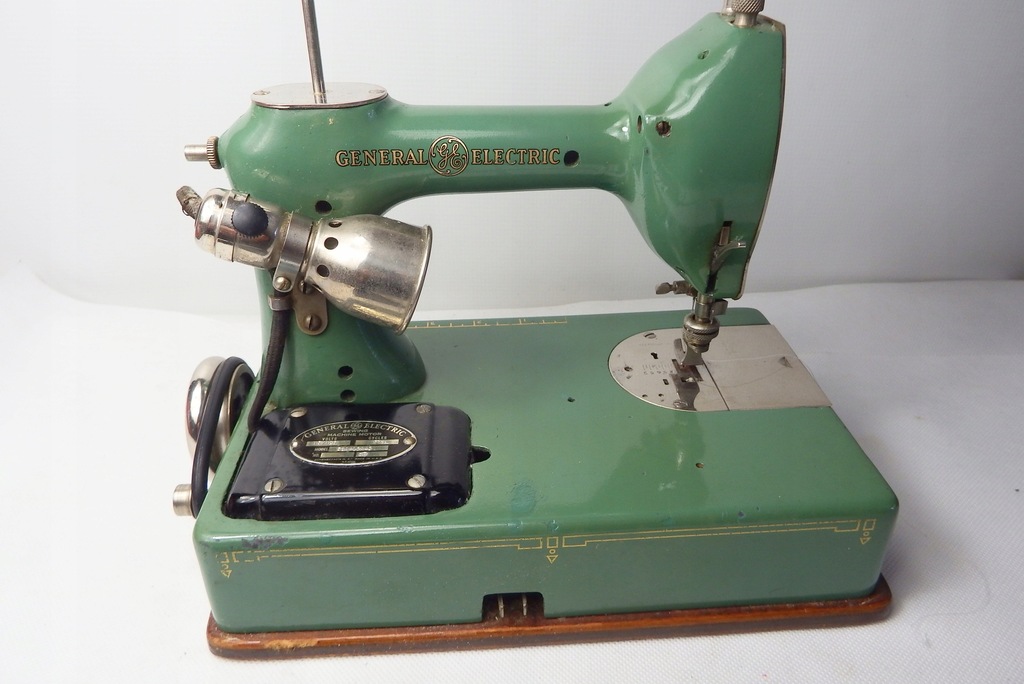GENERAL ELECTRIC SEWING MACHINE USA STARA MAŁA MASZYNA DO SZYCIA