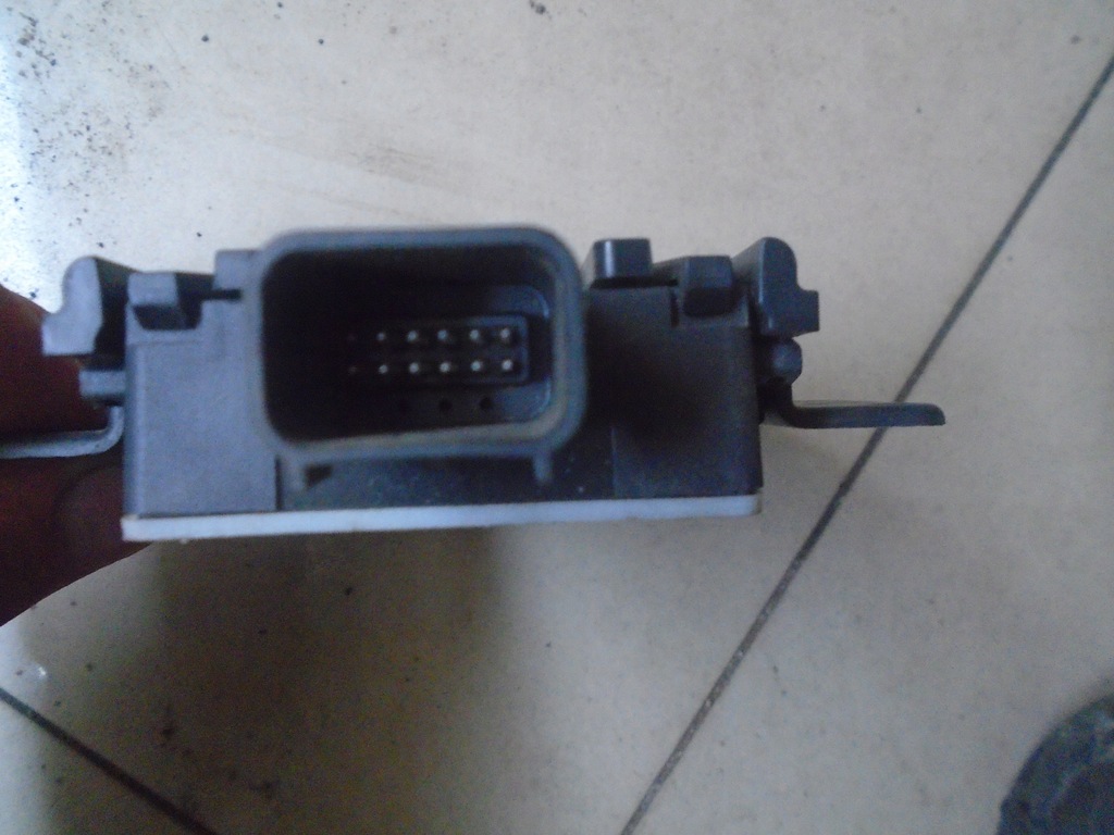 VOLVO XC60 czujnik radar BLIS 31429893 9678695528