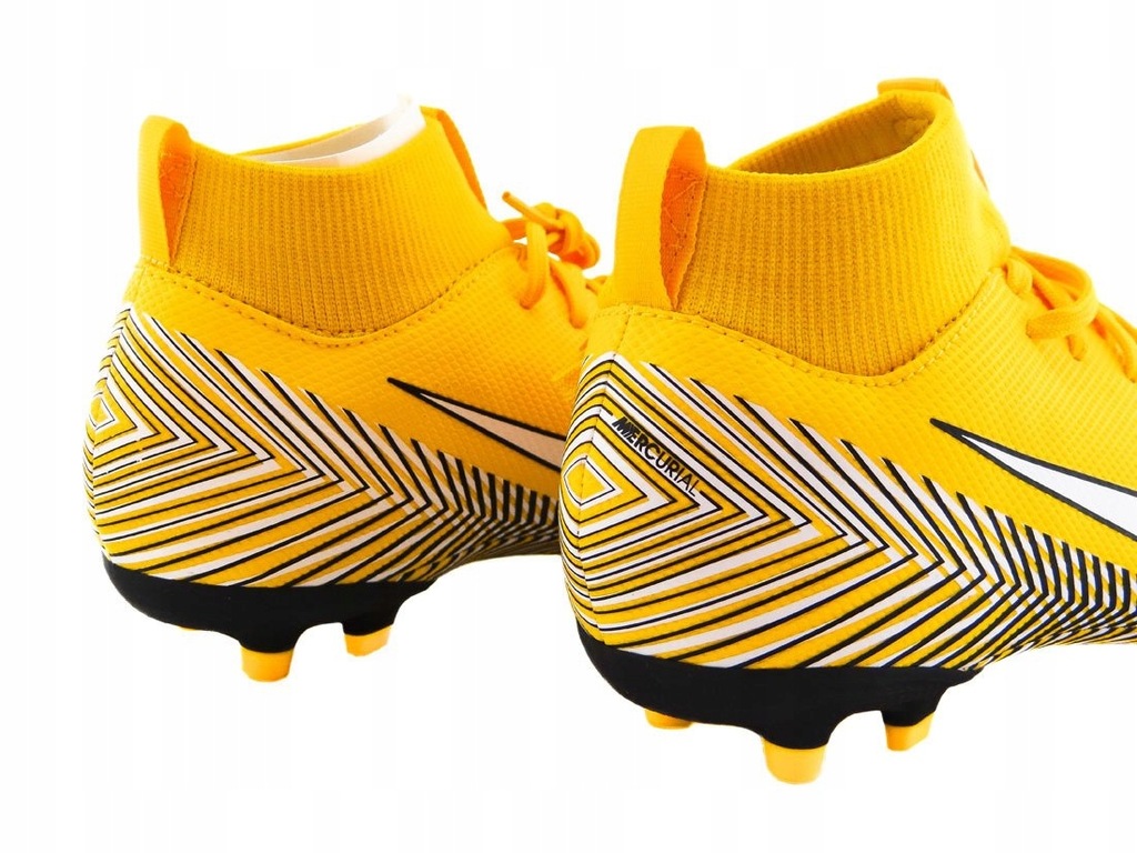 Nike 710