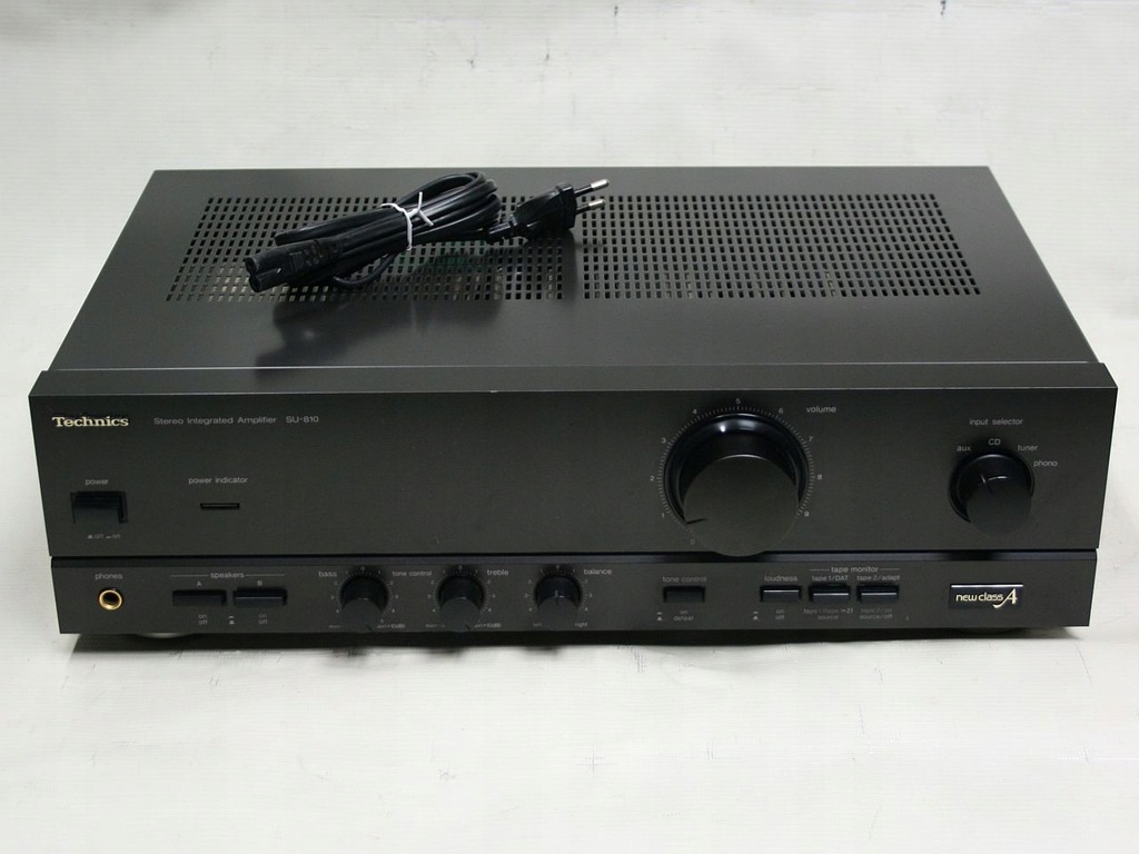Technics SU-810 wzmacniacz stereo 2x40W + phono