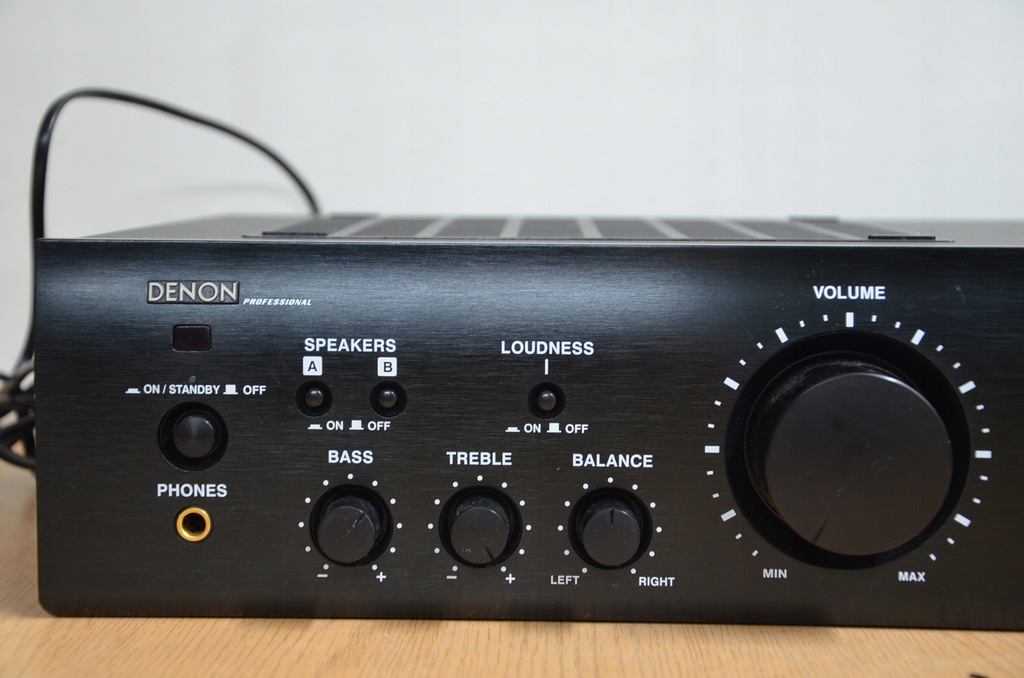 DENON DENON DN-A100 PROFESJONALNY WZMACNIACZ