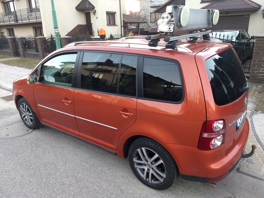 VW Touran 2.0 HIGHLINE 7 osobowe orginał /pod LPG