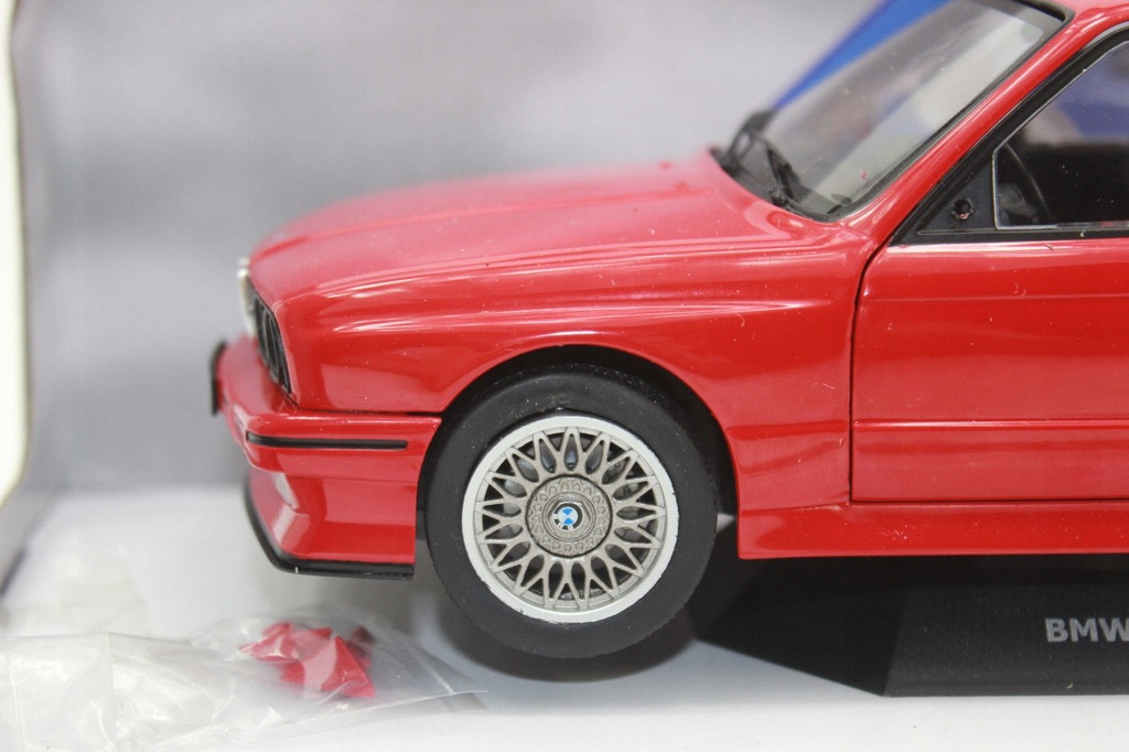 Купить BMW M3 E30 Красный 1:18 Solido Открыт!: отзывы, фото, характеристики в интерне-магазине Aredi.ru