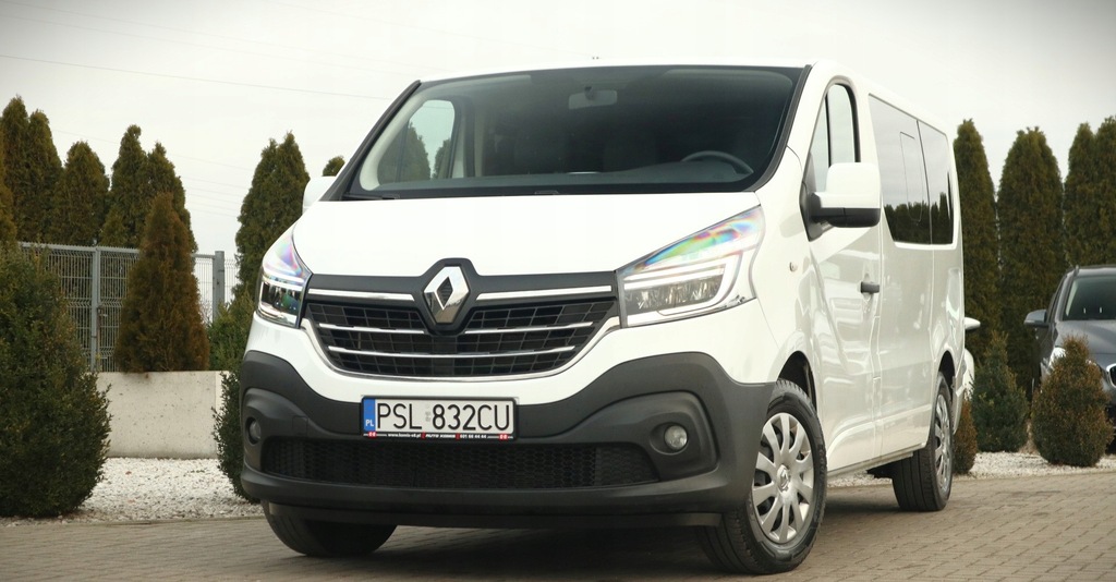 Renault Trafic (Nr. 243) 2.0 dCi 9 osob Navi 2...