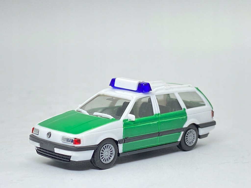 VW PASSAT GL - 1/87